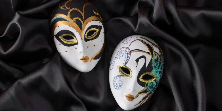 Załóż maskę – pokaż siebie. Teatr w edukacji